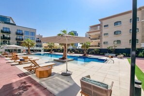 Pool - 234 Beverly Residence | Studio (Dubai)