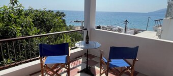 Penthouse Studio Magazia Skyros