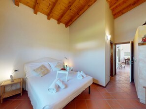 4 Schlafzimmer, Bügeleisen/Bügelbrett, kostenloses WLAN, Bettwäsche