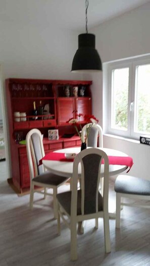 Dining - Holiday apartment with terrace and air conditioning (Sv. Filip i Jakov)