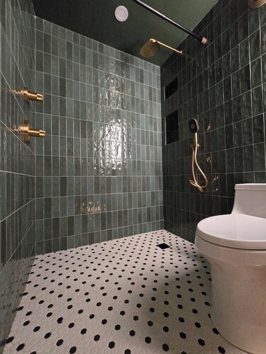 Salt & Sage Bermuda Retreat - 3 bedroom, 1.5 bathroom