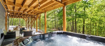 Blue Deer Mountain - Hot Tub | Fire Pit | Tree House Fun