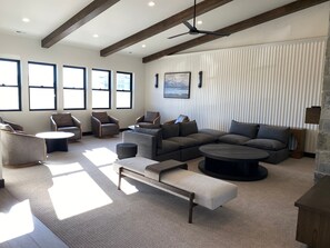 Smart TV, fireplace, ping pong - Minutes to Ski Deer Valley East Village - Central to Park City and Heber City (Heber City)