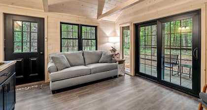 Brewery Farm Retreat : Thoreau