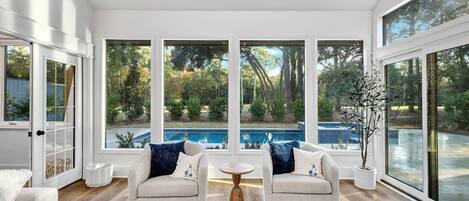 House, Multiple Beds, Patio, Golf View (6 Wood Duck Court) | Interior