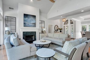 42-inch flat-screen TV with digital channels - 28 Old Military Road at The Sea Pines Resort (Hilton Head Island)