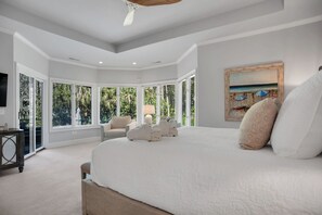 3 bedrooms, individually decorated, individually furnished, bed sheets - 28 Old Military Road at The Sea Pines Resort (Hilton Head Island)