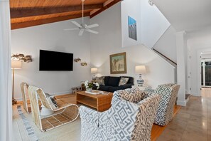 Villa, Multiple Beds, Kitchen, Golf View (173 Twin Oaks) | Living area | 42-inch flat-screen TV with digital channels - 173 Twin Oaks at The Sea Pines Resort (Hilton Head Island)