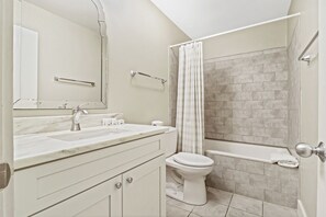 Villa, Multiple Beds, Patio, Garden View (965 Cutter Court) | Bathroom | Towels - 965 Cutter Court at The Sea Pines Resort (Hilton Head Island)