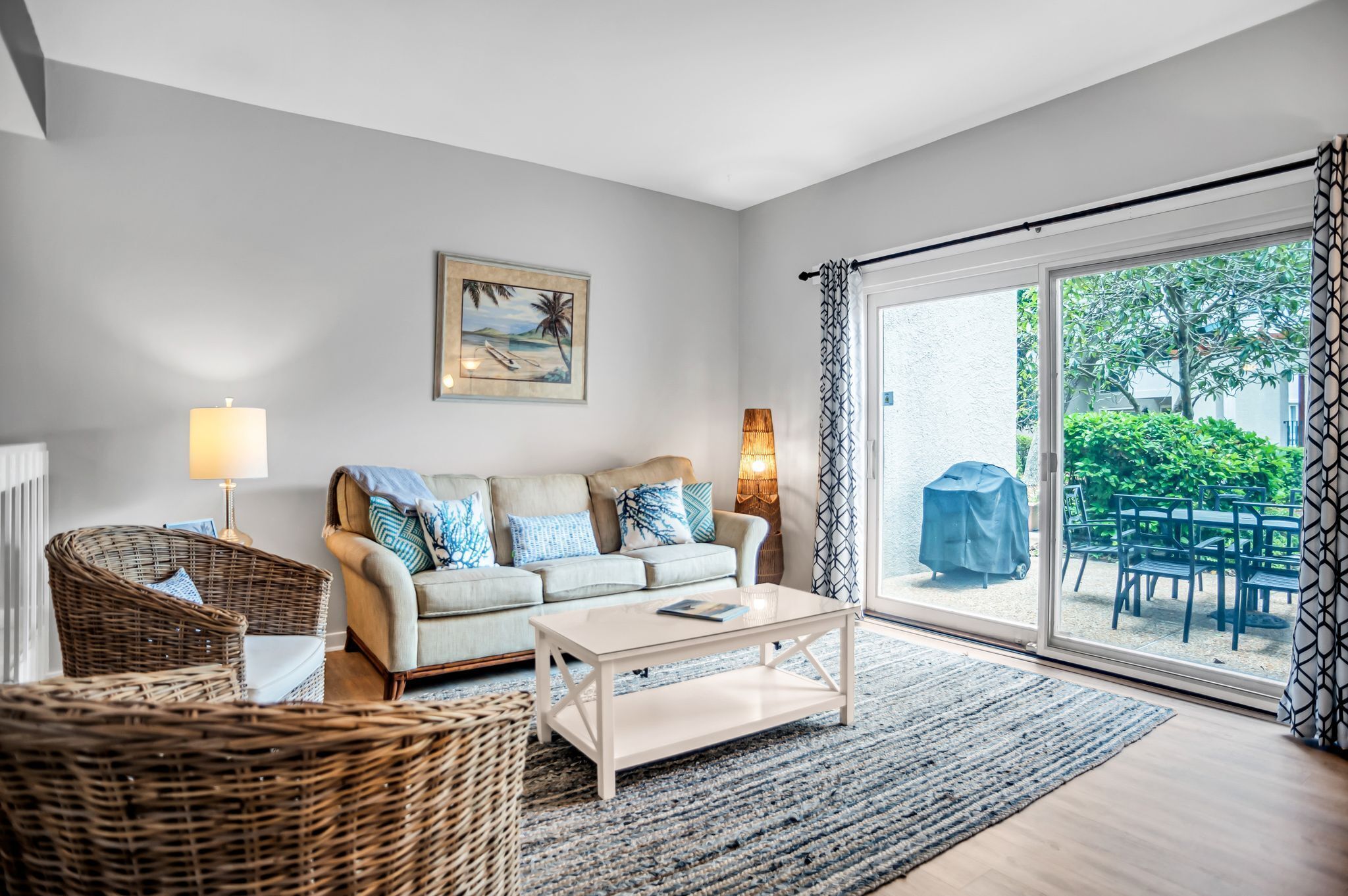 Villa, varias camas, patio, vista a la alberca (287 Stoney Creek Villa) | Área de sala de estar | Televisión de pantalla plana de 42 pulgadas con canales digitales 