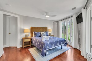 2 bedrooms, individually decorated, individually furnished, bed sheets - 2050 Deer Island at The Sea Pines Resort (Hilton Head Island)