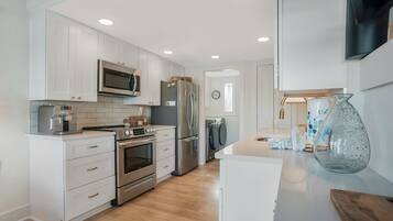 Villa, Multiple Beds, Patio (1605 Port Villas) | Private kitchen | Fridge, microwave, oven, stovetop