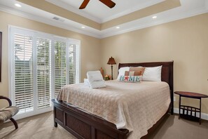 4 camere, con stile personalizzato, con arredamento individuale