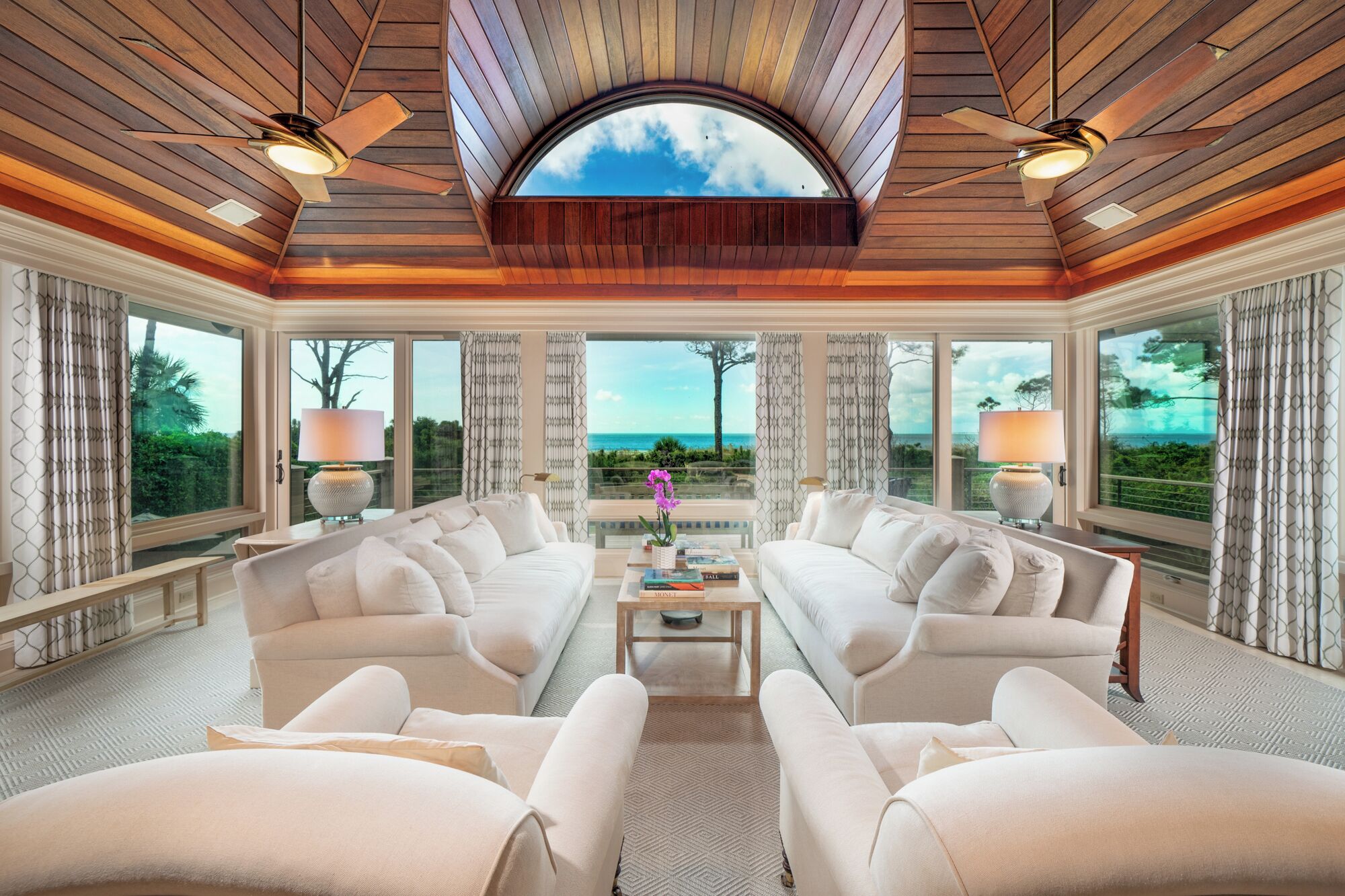 Rumah, Beberapa Tempat Tidur, patio, pemandangan samudra (17 Green Wing Teal) | Area keluarga | Televisi layar datar 42-inci dengan saluran TV digital