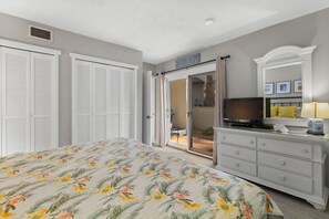 Villa, Multiple Beds, Balcony, Garden View (242 Stoney Creek Villa) | 3 bedrooms, individually decorated, individually furnished, bed sheets