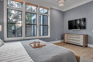 5 habitaciones, decoración personalizada y muebles diferentes 