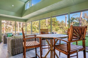 BBQ/picnic area - 317 Greenwood Drive at The Sea Pines Resort (Hilton Head Island)
