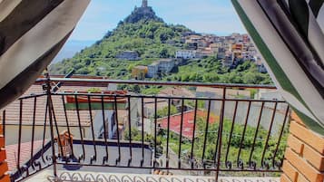 Apartment, Balcony, Mountain View | Balcony