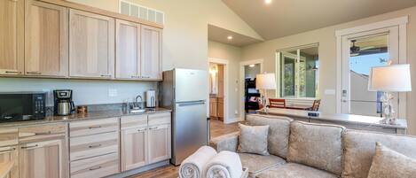 Smart TV, video games