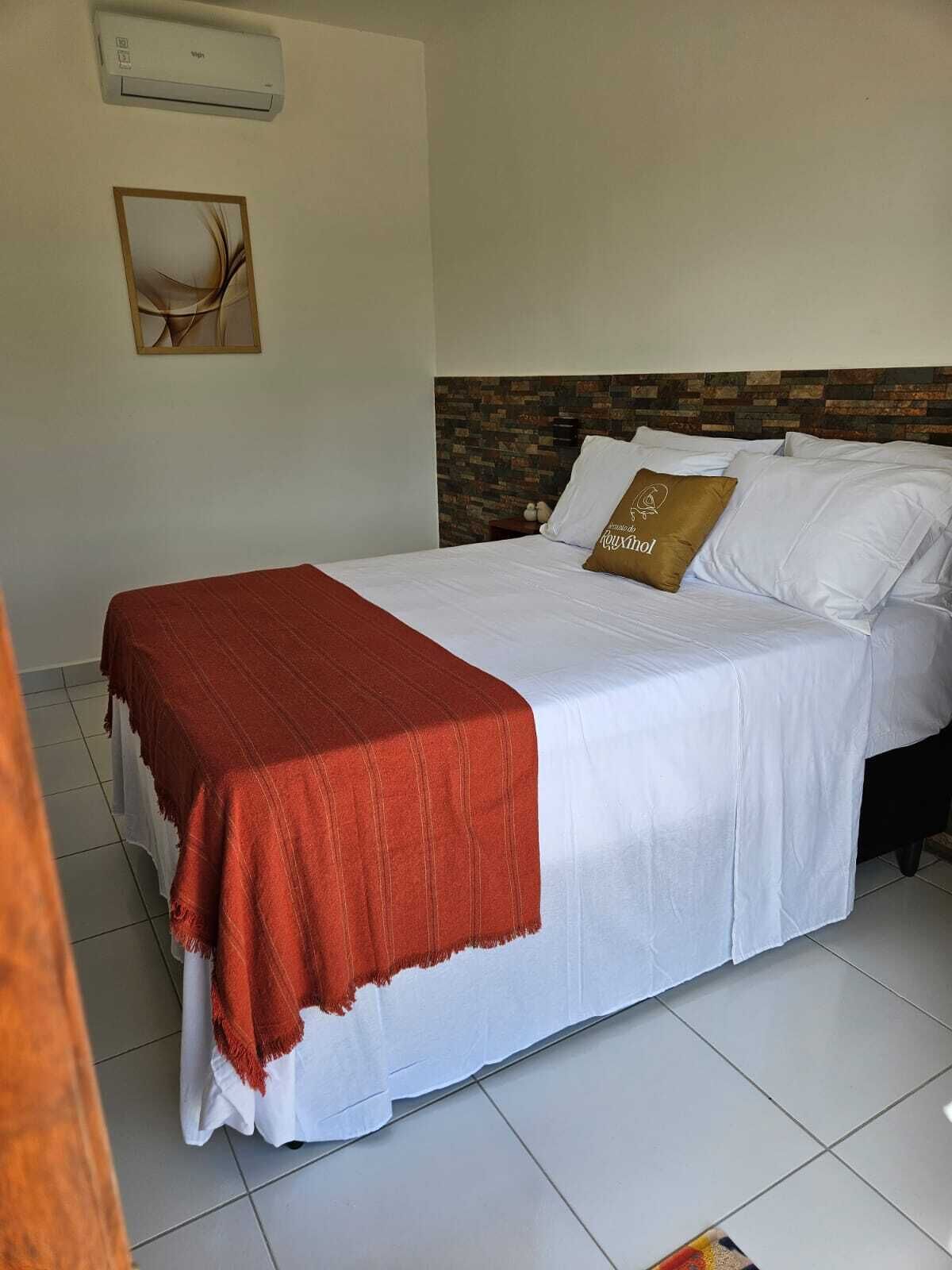 Bàn, khu vực làm việc phù hợp cho laptop 