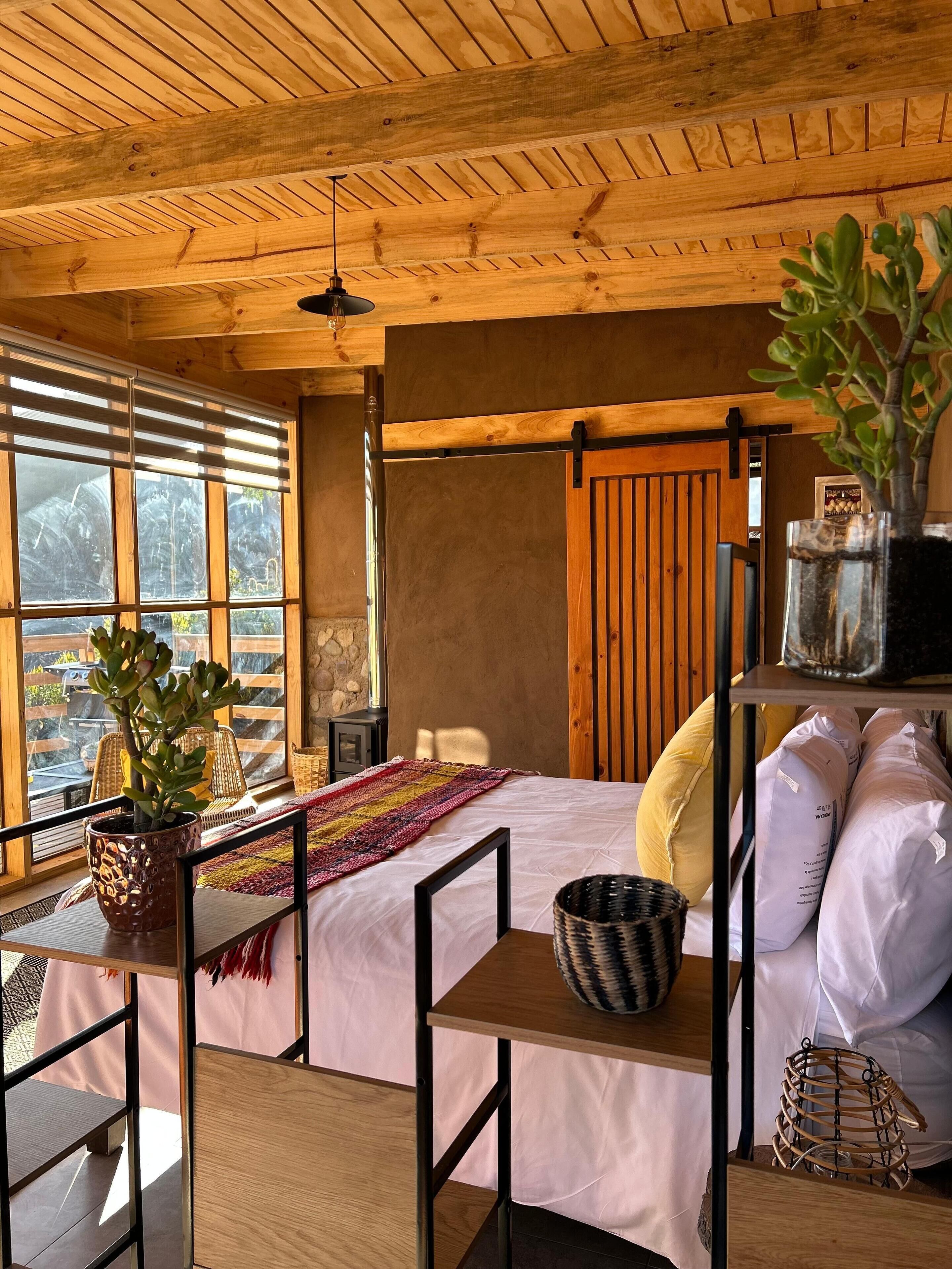 Premium Cabin | Premium bedding, individually decorated, bed sheets