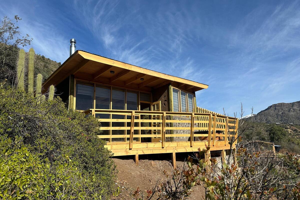 Premium Cabin | 1 bedroom, premium bedding, individually decorated, bed sheets