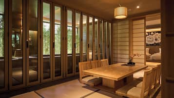 Habitación Premium con 2 camas individuales | Ropa de cama de alta calidad, minibar, wifi gratis y ropa de cama