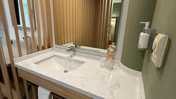 Shower, towels, soap, shampoo