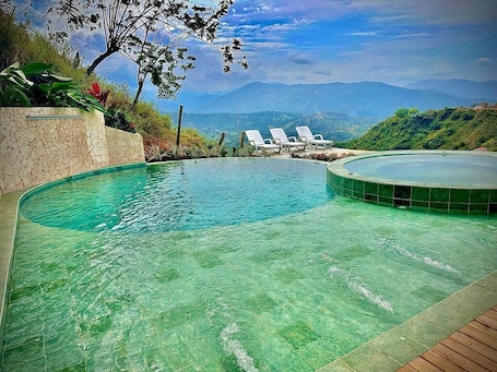 Caja de seguridad en la habitación, wifi gratis y ropa de cama . Monteclaro Campestre