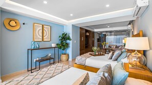 Comfort Apartment, 2 Queen Beds, Balcony, Beach View