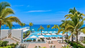 Comfort Apartment, 2 Queen Beds, Balcony, Beach View | Balcony view