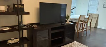 Luxury 2-bedroom apartment in downtown Elkins.