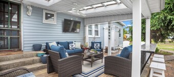 East of Rt 1  Coastal Cottage 5-bedroom / 2.5-bath. Less than 2 miles to beach