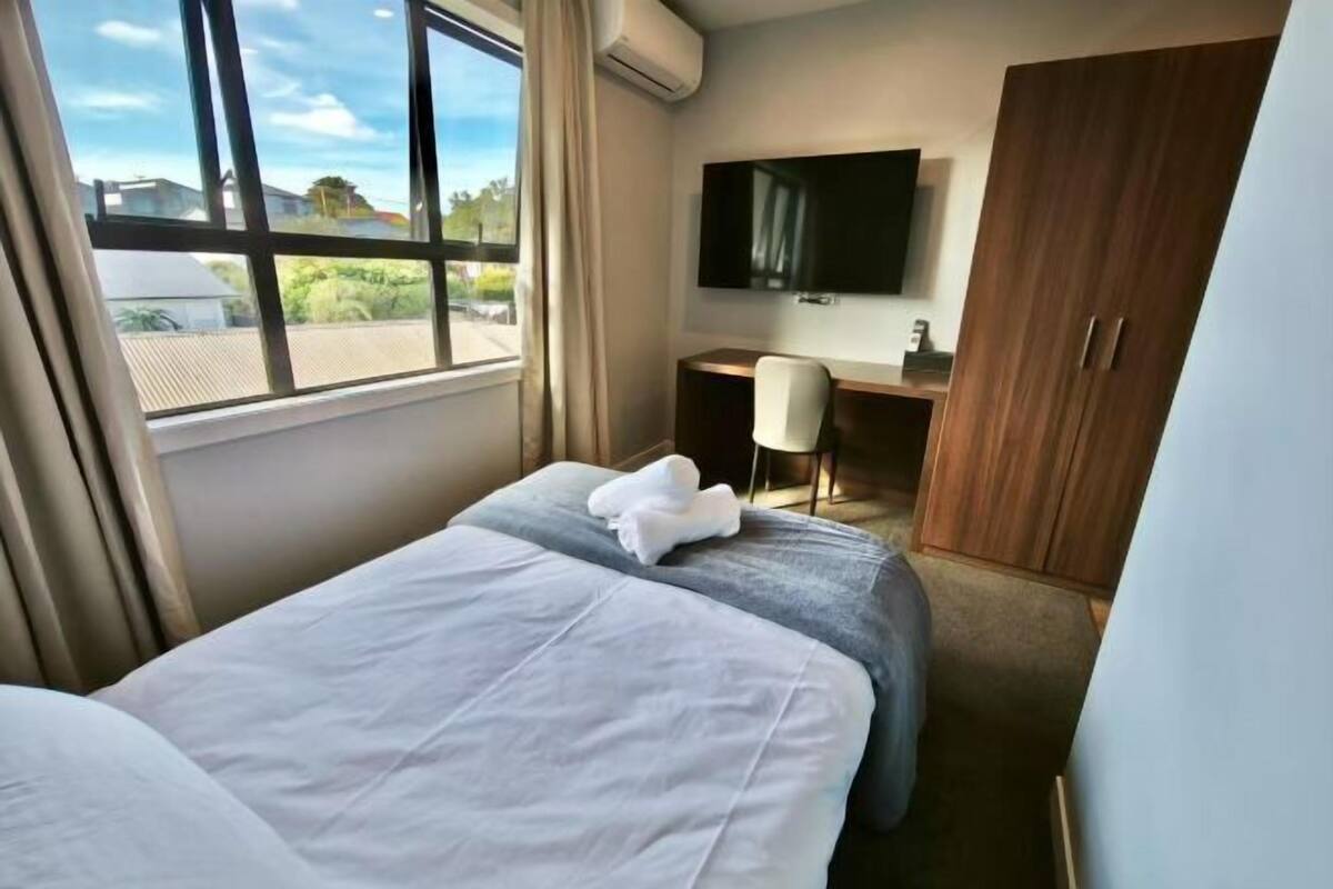Desk, iron/ironing board, free WiFi, bed sheets