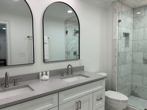 Shower, hair dryer, towels, soap - Only the Best! 2 Bedroom 2 Full Bath Complete Remodel. High End Finishes! (Birmingham)