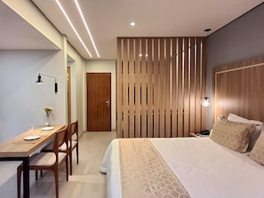 Espace de travail pour ordinateur portable, Wi-Fi gratuit