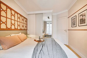 Bügeleisen/Bügelbrett, WLAN, Bettwäsche