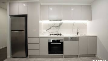 Fridge, microwave, oven, stovetop