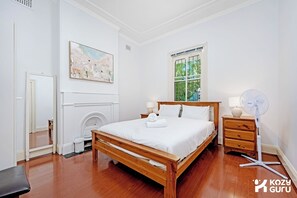 4 Schlafzimmer, Bügeleisen/Bügelbrett, WLAN, Bettwäsche