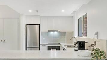 Fridge, microwave, oven, stovetop