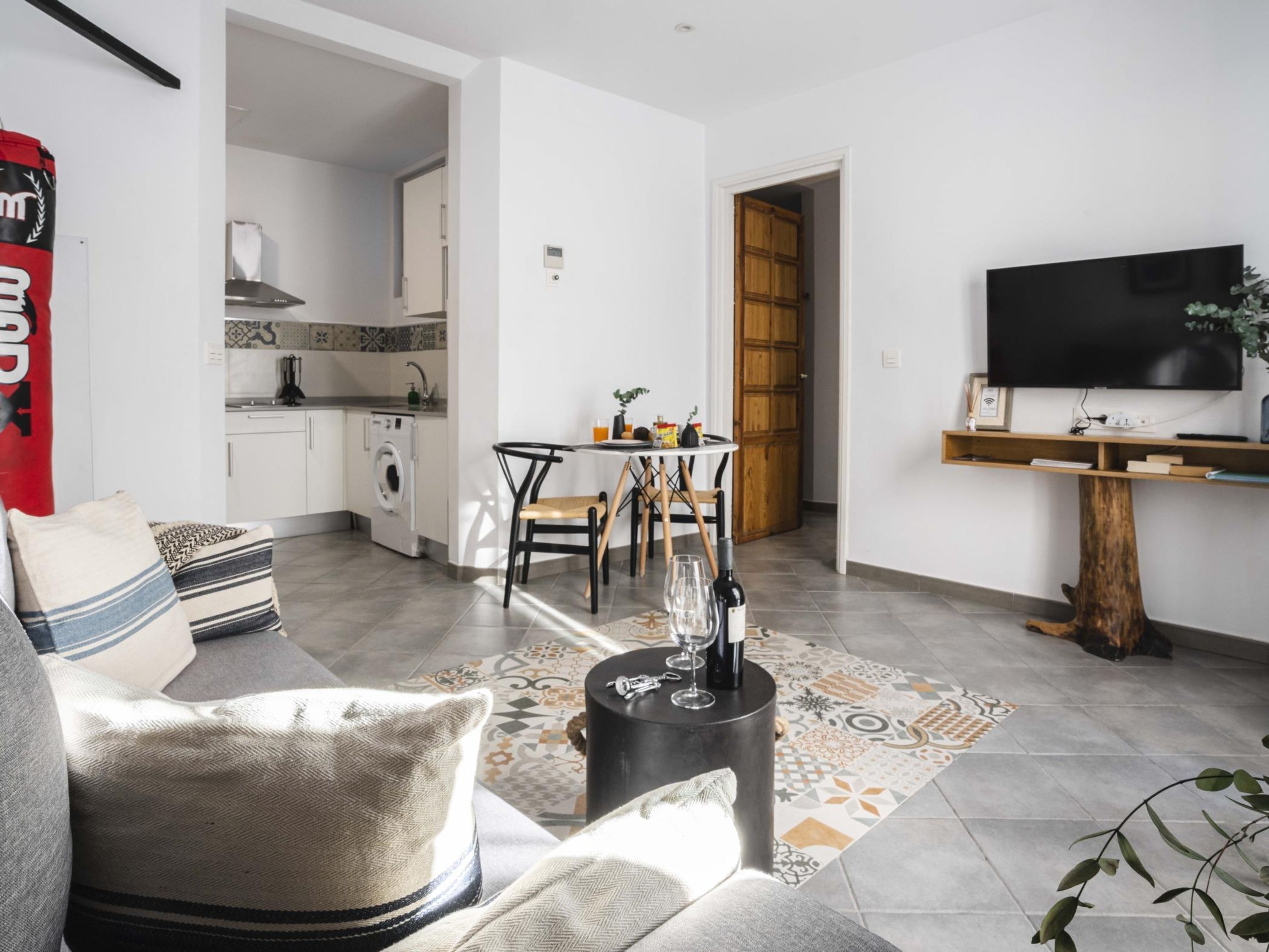 House | 1 bedroom