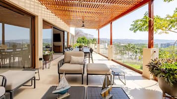 Departamento Deluxe, vista a la playa | Terraza o patio
