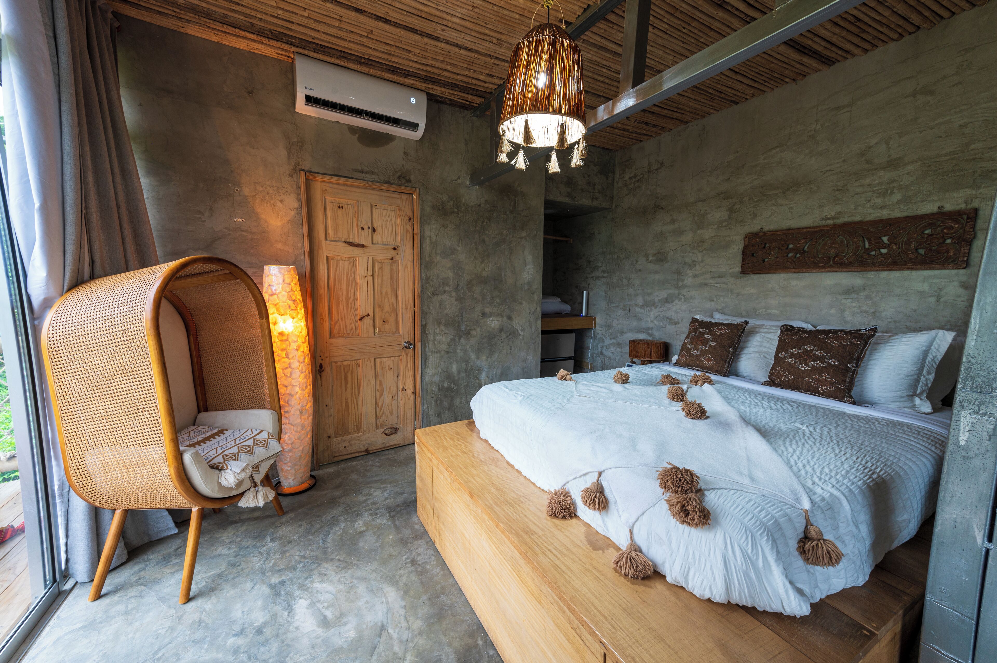 Familie-bungalow | Blendingsgardiner, strykejern/-brett, wi-fi (inkludert) og sengetøy