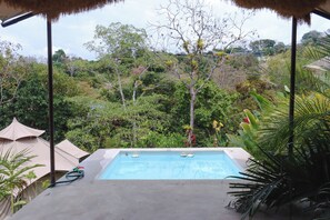 Tenda Bulan Madu | Seprai katun Mesir, seprai premium, dan selimut bulu angsa