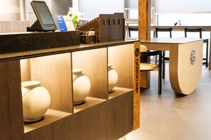 Reception - GOYOO INN & CABINS (Seoul)