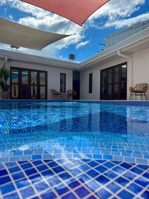 Outdoor pool - Hotel Favare (Jaco)