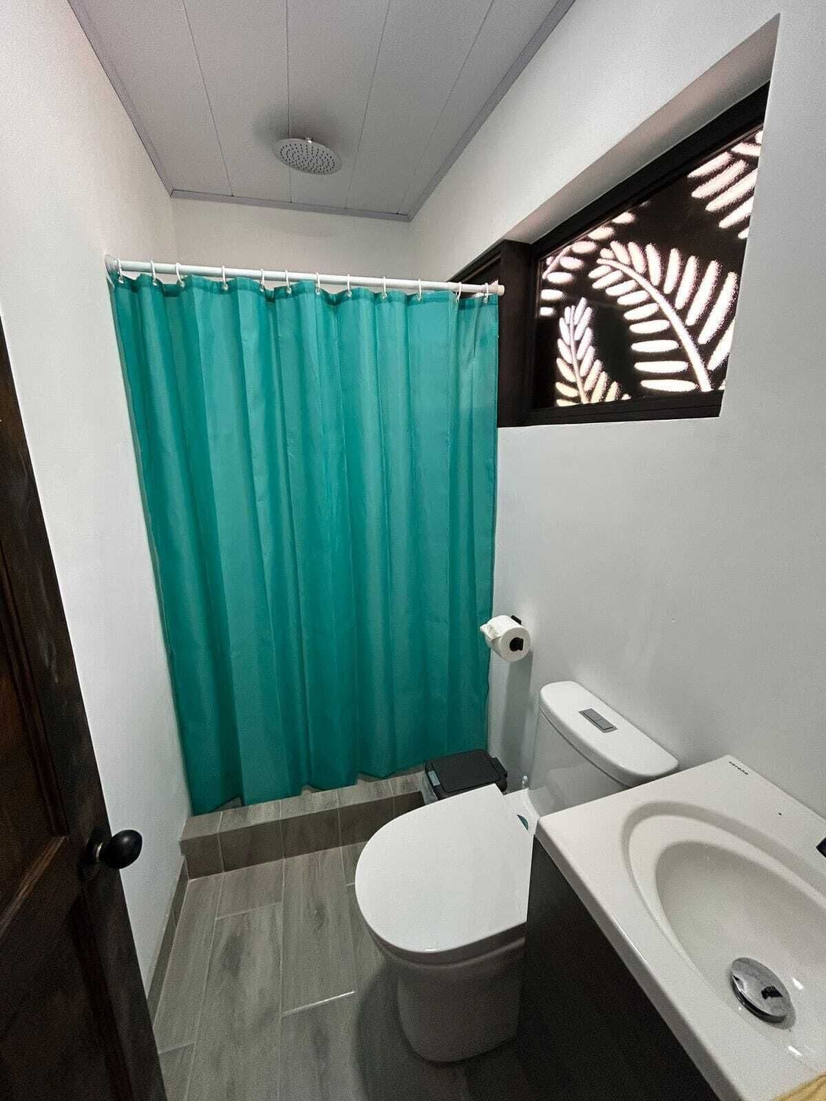 Studio – basic, ikke-røyk | Bad | Dusj, håndklær, såpe og sjampo