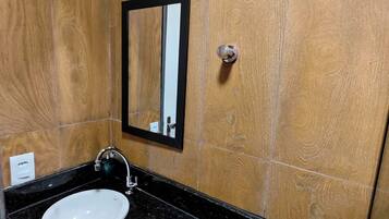 Apartment | Badezimmer