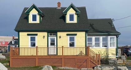 Cozy Private Room at Meg Inn Peggys Cove