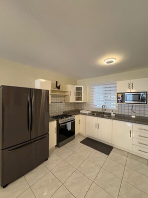 Fridge, microwave, stovetop, toaster